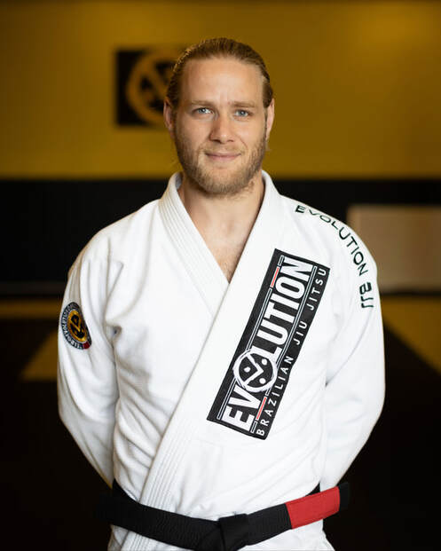 Portrait of Lead Instructor Dru Hillyard